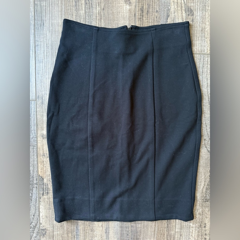 Alice + Olivia Black Zippered Skirt